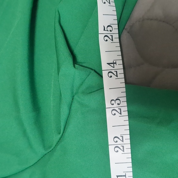 Green button up blouse - Picture 7 of 10